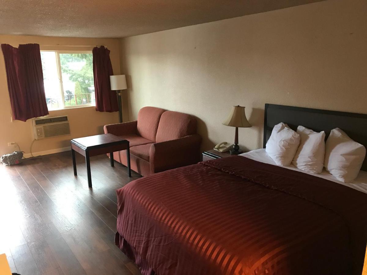 ארלינגטון Smokey Point Motor Inn מראה חיצוני תמונה