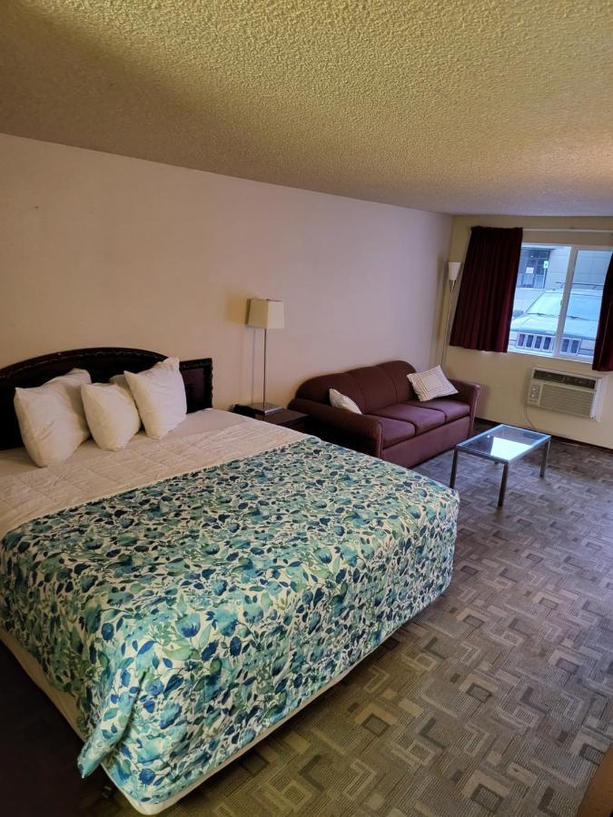 ארלינגטון Smokey Point Motor Inn מראה חיצוני תמונה